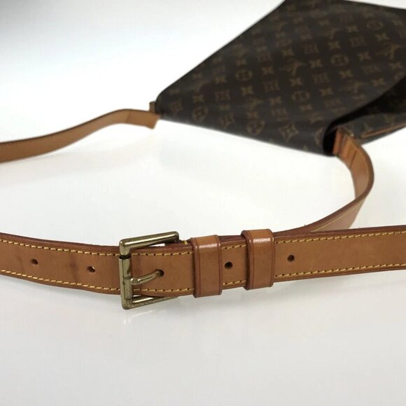 LOUIS VUITTON Monogram Musette M51256 Shoulder bag - Picture 10 of 16